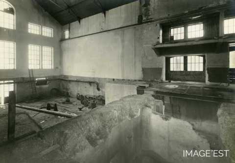 Salle des machines de la mine d'Amermont (Bouligny) vidée